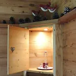 Und Edelweiss Bed & Breakfast 3*