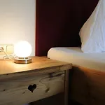 Und Edelweiss Bed & Breakfast Heiligenblut