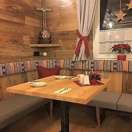 Und Edelweiss B&B