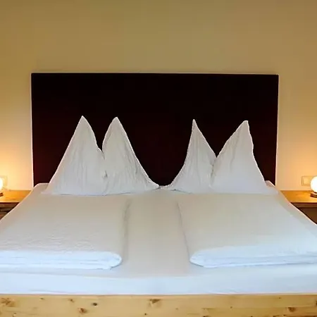 Und Edelweiss B&B