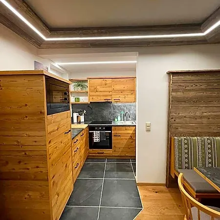 B&B Und Edelweiss 하일리겐불루트