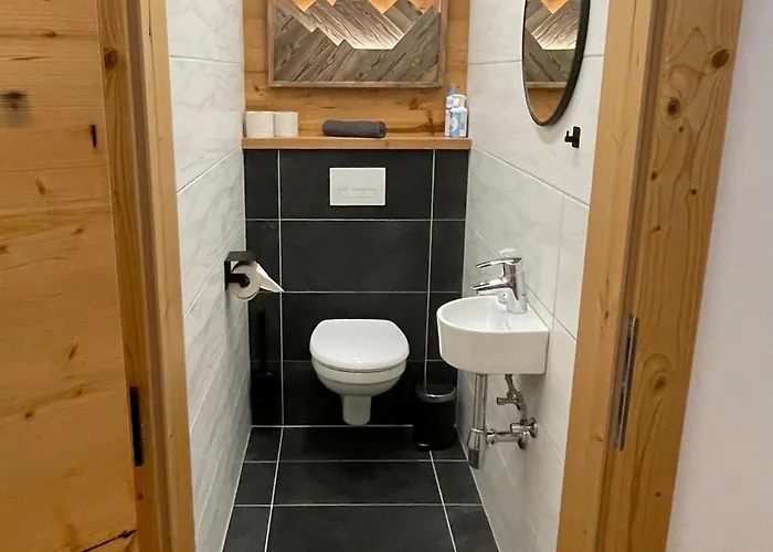 Pension Und Apartment Edelweiss Bed & Breakfast 3*