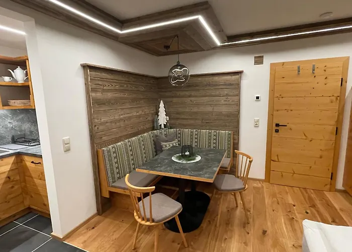 Pension Und Apartment Edelweiss Heiligenblut