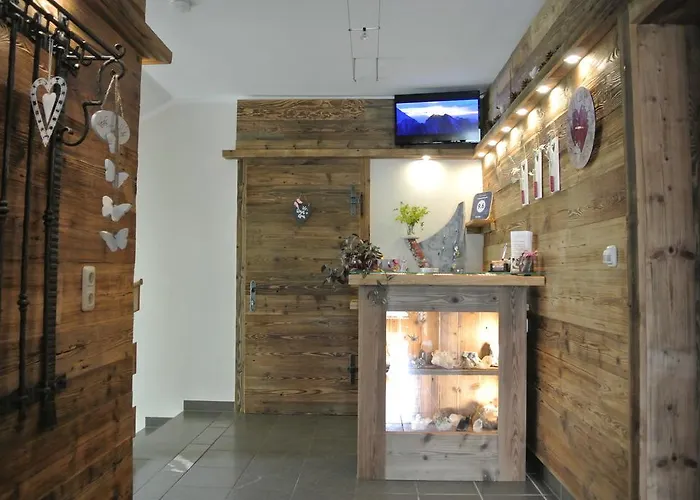 Bed & Breakfast Pension Und Apartment Edelweiss Heiligenblut