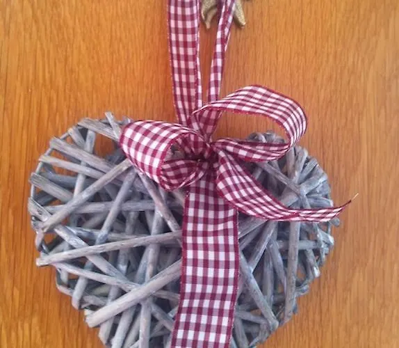 Pension Und Apartment Edelweiss Bed & Breakfast 3*