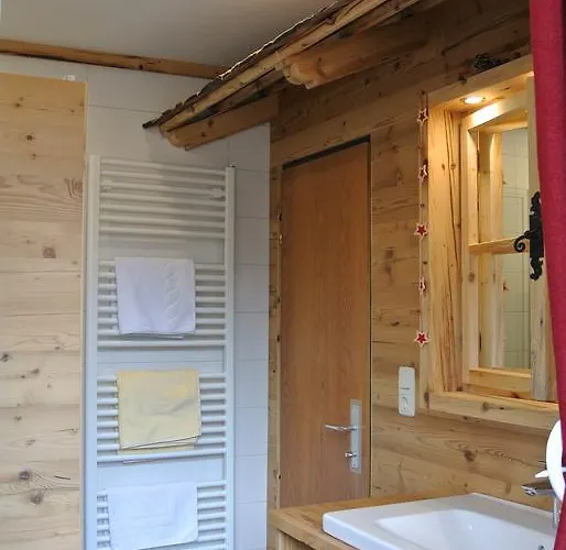 Bed & Breakfast Pension Und Apartment Edelweiss Heiligenblut