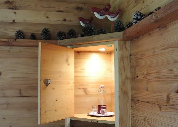 Pension Und Apartment Edelweiss Bed & Breakfast 3*