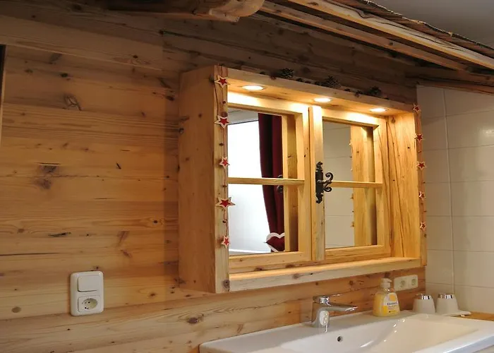 Bed & Breakfast Pension Und Apartment Edelweiss Heiligenblut