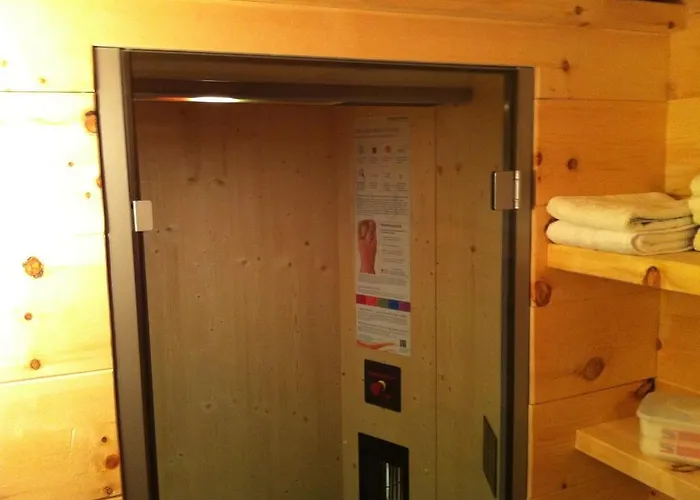 Pension Und Apartment Edelweiss