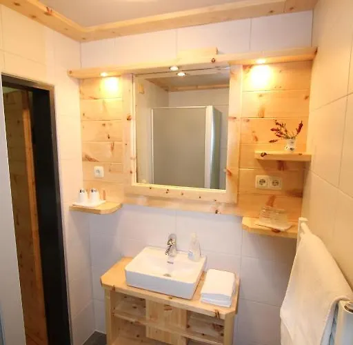 Bed & Breakfast Pension Und Apartment Edelweiss