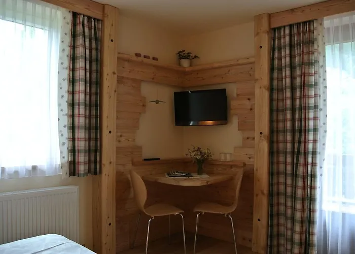 Pension Und Apartment Edelweiss 3* Heiligenblut