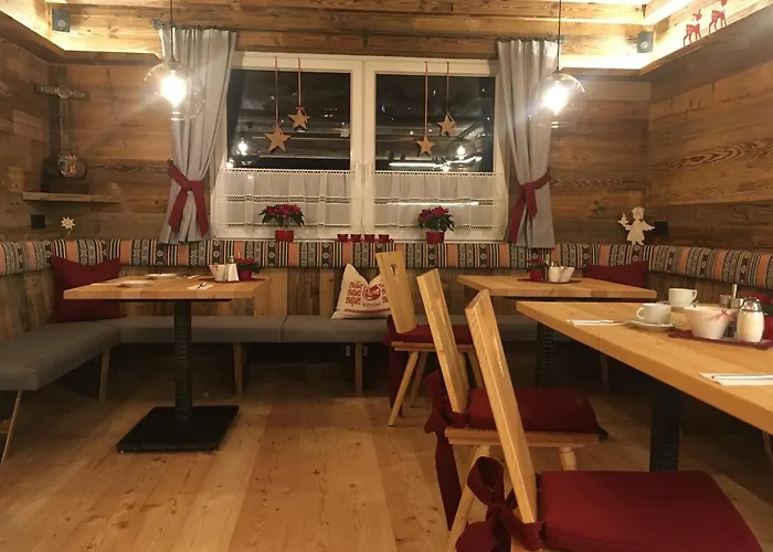 Bed & Breakfast Pension Und Apartment Edelweiss